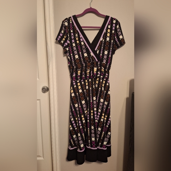 Studio I Dresses & Skirts - Studo i Stylish And Versatile Deep V-neck Polka Dot Dress